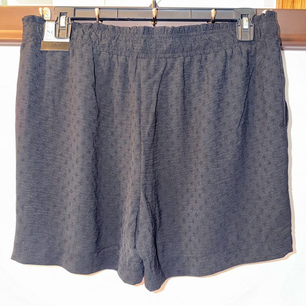 NWT Set of 3 Soho Apparel Shorts and Pants size Large - Picture 12 of 16